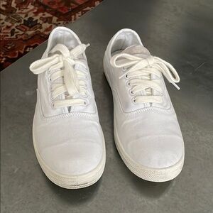 Wild Fable Women’s Canvas Sneakers